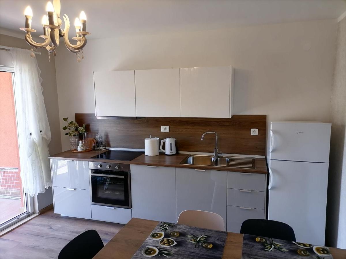Apartments Lalic Tucepi Ngoại thất bức ảnh