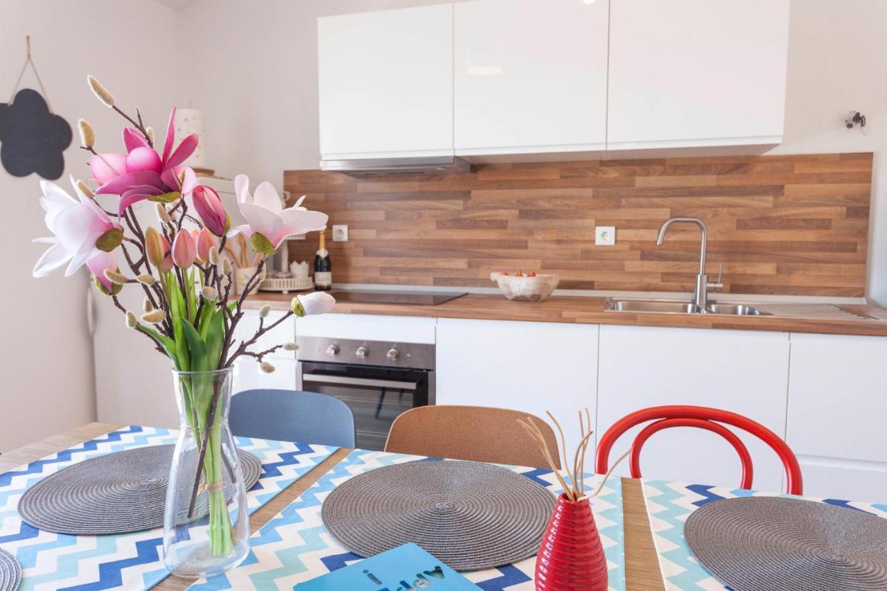 Apartments Lalic Tucepi Ngoại thất bức ảnh